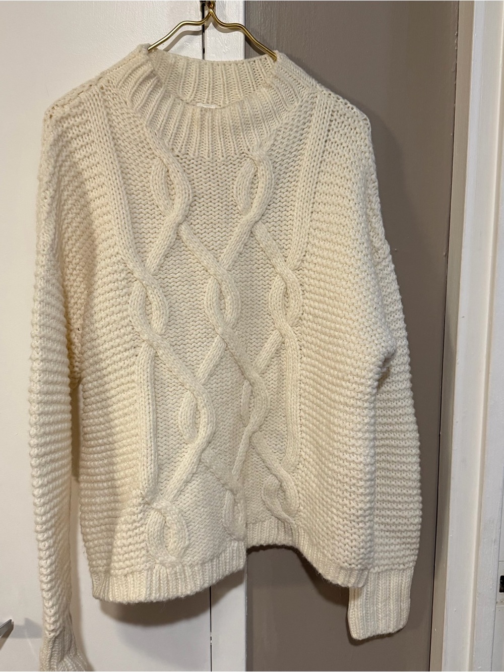 GAP Cream Cable-Knit Crewneck Sweater